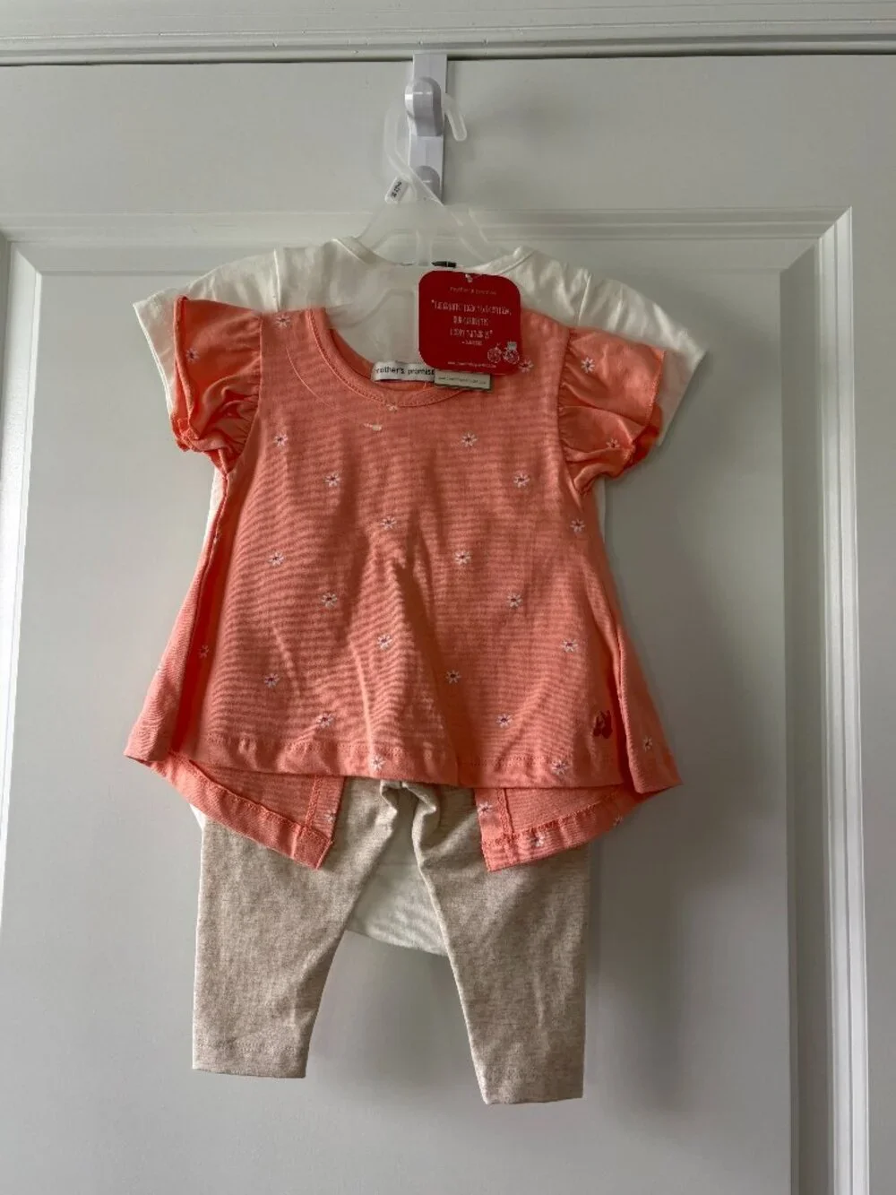 Mother's Promise Coral/Peach Flutter-Sleeve Baby Girl Outfit Set Size 9-12 Month